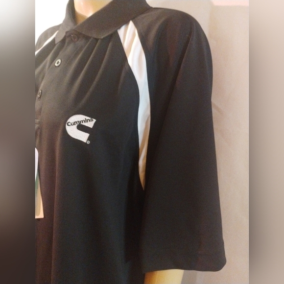 NWT Cummins Engine BLACK Extreme Performance Mens Golf Polo - Picture 4 of 9